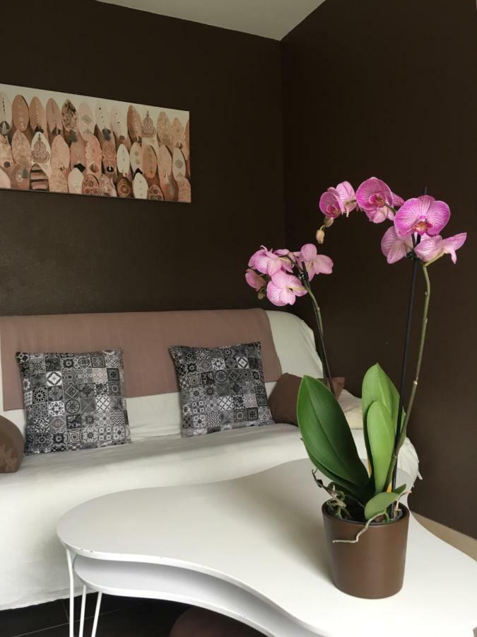 Nano House Apartment Begles Bagian luar foto